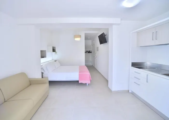 Di Giovanni 3* Μπιμπιόνε