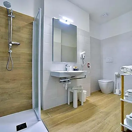 Di Giovanni Hotel