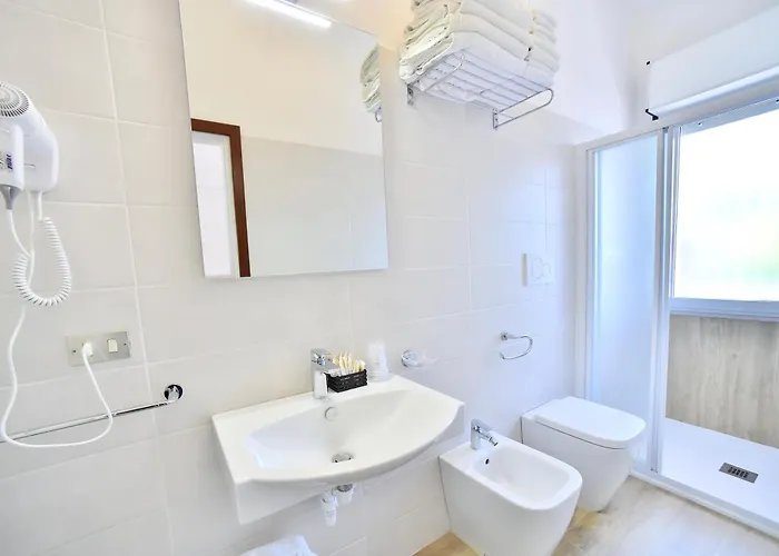 Di Giovanni Готель